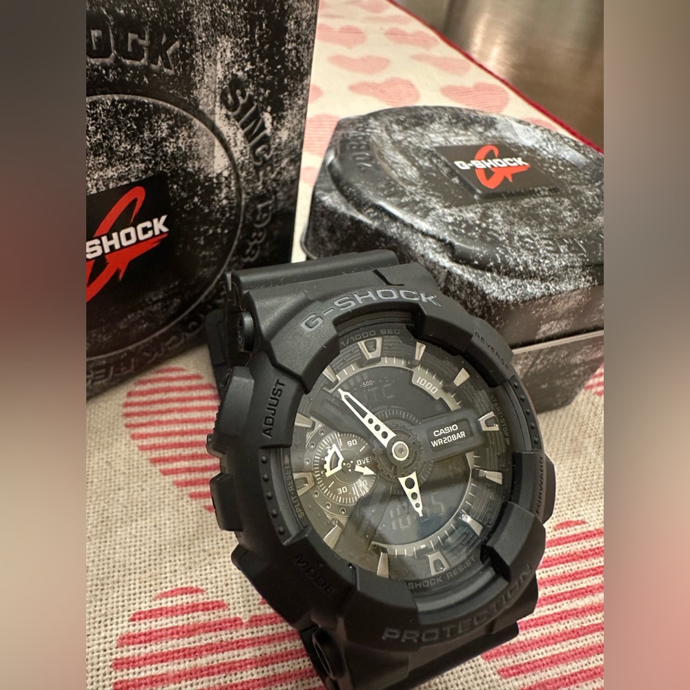 G-Shock Black Watch - Picture 2 of 7